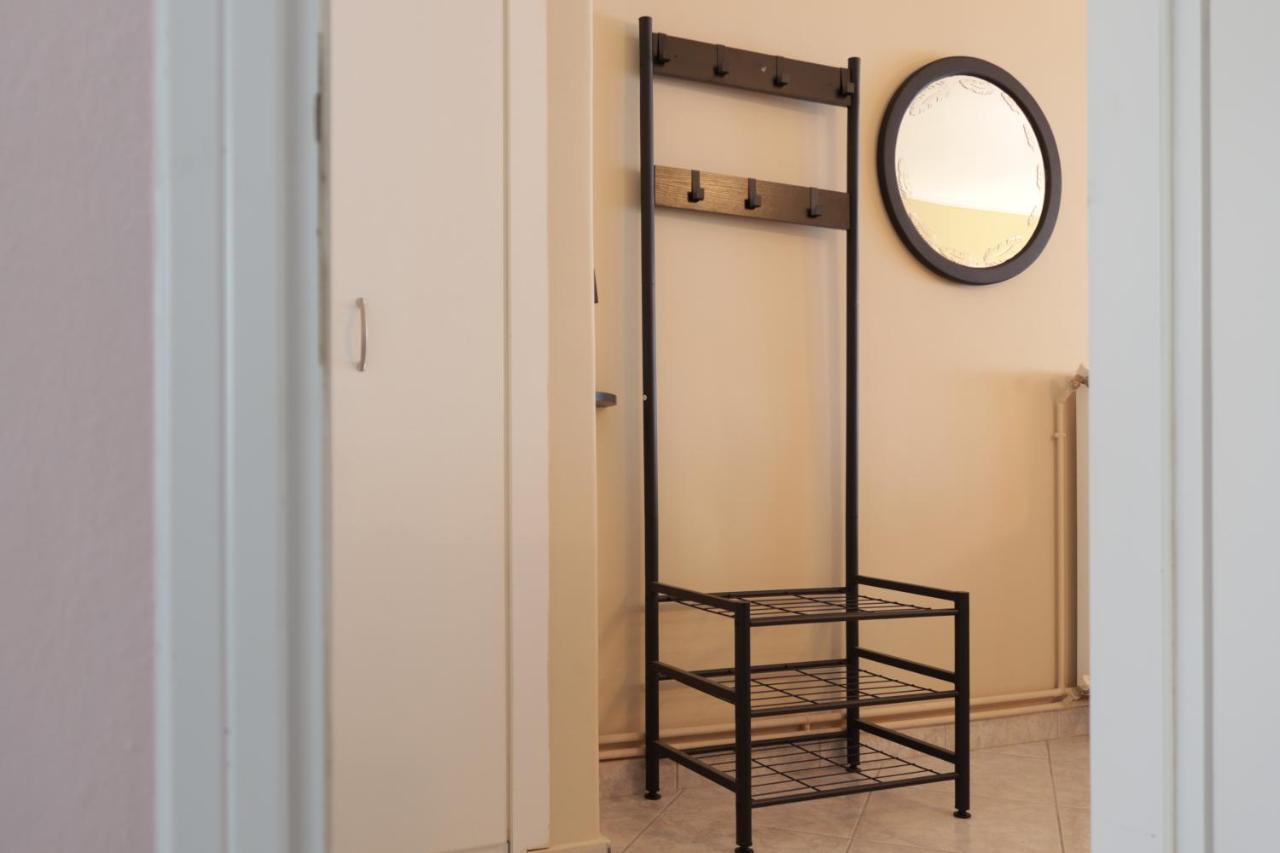 Silene Luxury Apartment Néa Péramos Exteriör bild